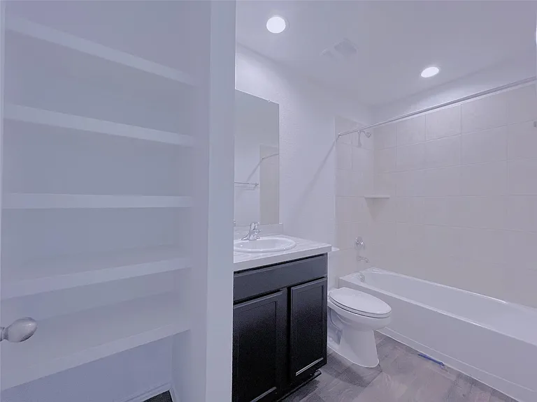 14866 Cypress Hollow Dr — Photo 23