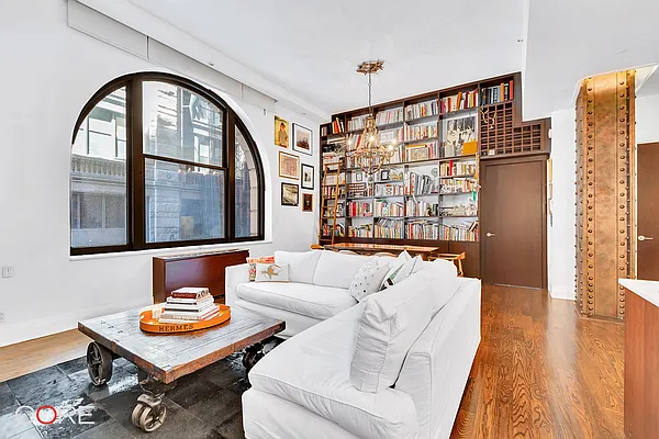 Rented by CORE | media 36