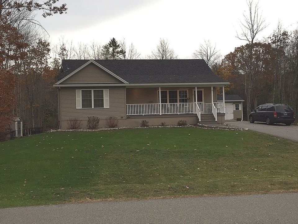 2nd image of 8 Foss Rd