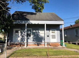 1134 Jefferson St, Gretna, LA 70053