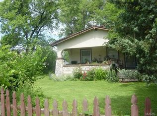 1016 Forest Ave, Saint Louis, MO 63122