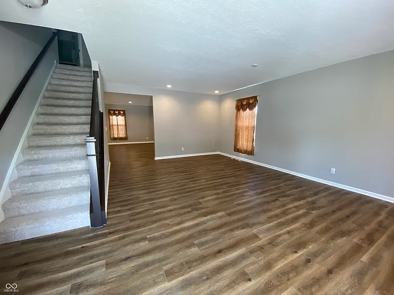 5668 Grosbeak Dr — Photo 4