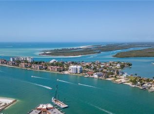 22 Pelican St W LOT 5, Naples, FL 34113