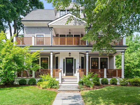 35 Lenox St, Newton, MA 02465