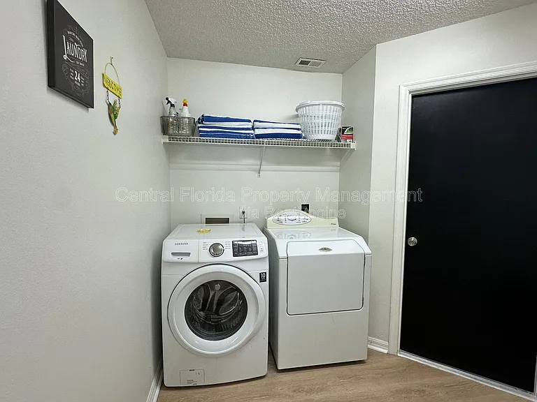 1009 Lake Davenport Blvd — Photo 11