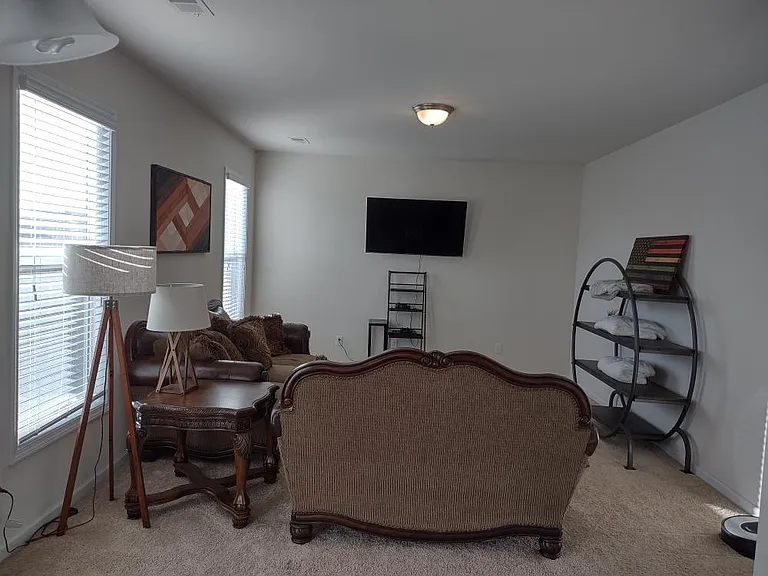 440 Council Loop — Photo 8