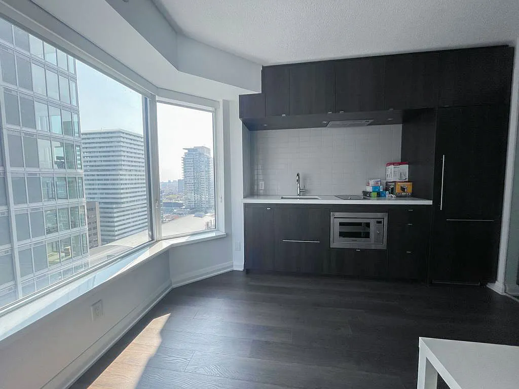 1 bed, 430 sqft, $2,280 — Photo 3