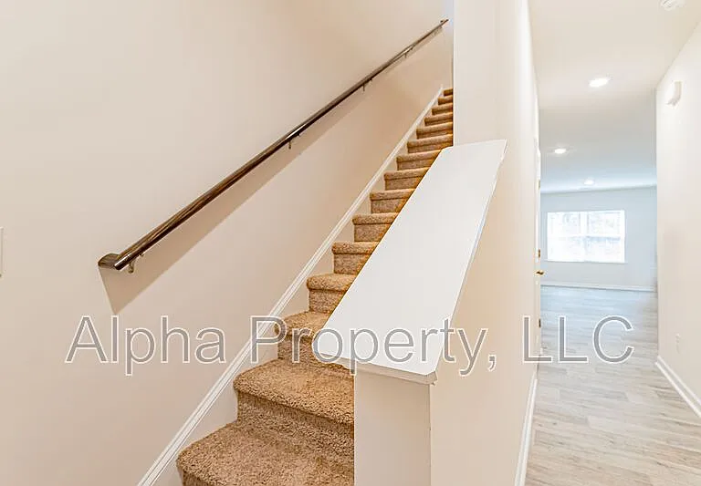 413 Sea Grit Ct — Photo 3
