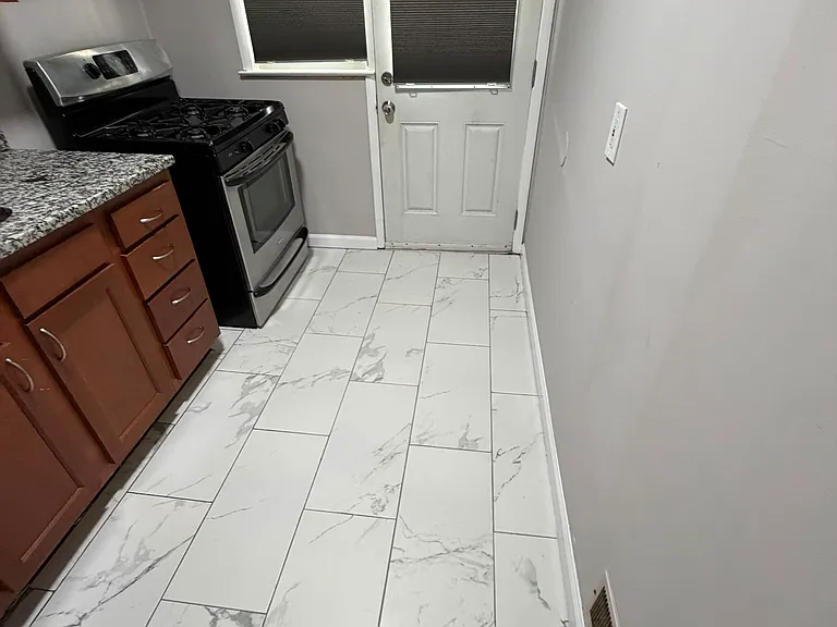 2119 Hawthorne Rd — Photo 14