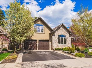 976 Shadeland Ave #3, Burlington, ON L7T 2M5