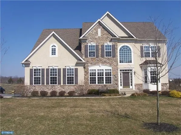 43 Mendenhall Dr, Coatesville, PA 19320