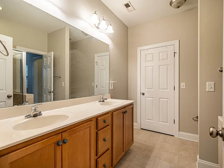 6301 Grove Estates Ter — Photo 19