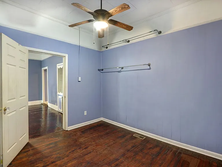 730 E Anderson St — Photo 31