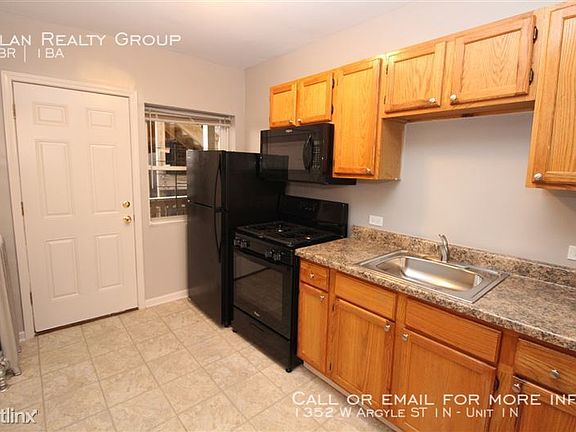 2nd image of 1352 W Argyle St APT 1N