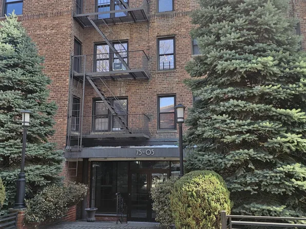7505 113th St, Forest Hills, NY