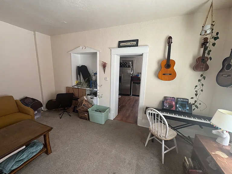 342 N Cherokee St — Photo 3