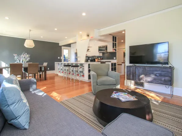 2403 Hillside Ave, Berkeley, CA 94704