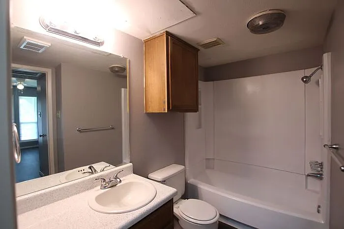 420 W Heritage Dr #211 — Photo 19