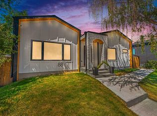 88 E Cheyenne Cres NW, Calgary, AB T2L 0Z2
