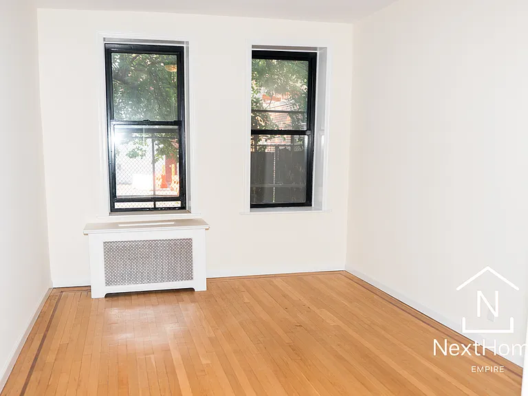 14430 35th Ave #B5 — Photo 11