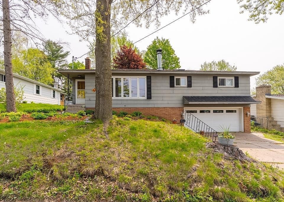 1213 North 4TH AVENUE, Wausau, WI 54401 Zillow