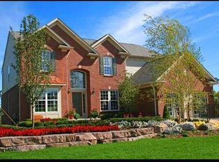 49603 Tottenham Ln, Macomb, MI 48044