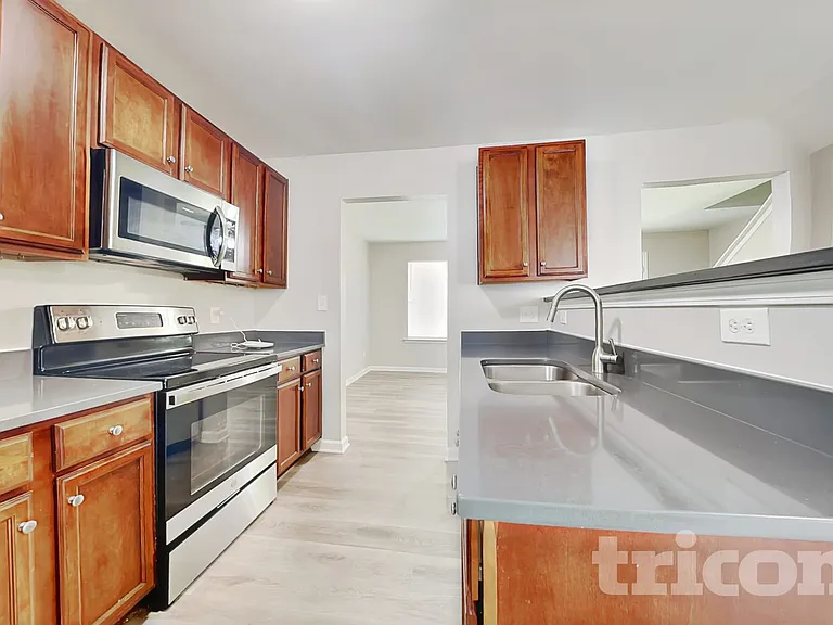 12437 Stumptown Rd — Photo 5