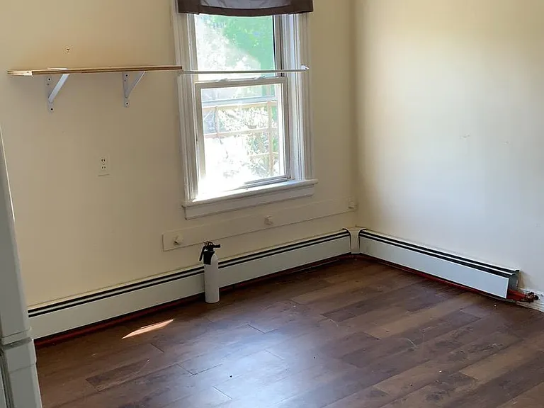 46 Jefferson Pl #3 — Photo 7