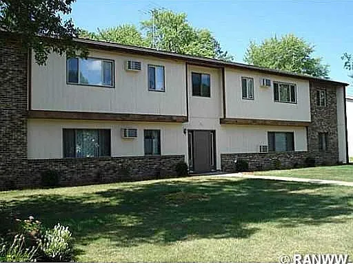 213 S Main St #9