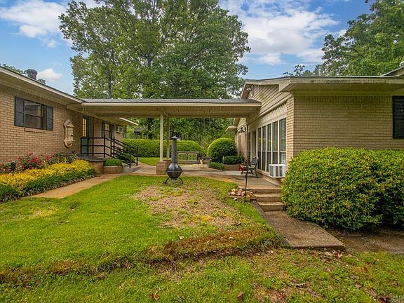 3rd image of 4116 Front Dr