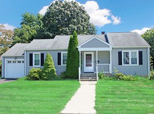 9 Kathy Ln, Ansonia, CT 06401