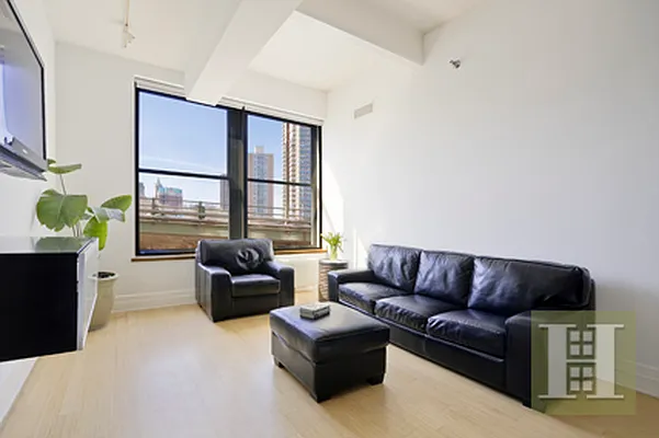 Rented by Halstead Real Estate | media 11