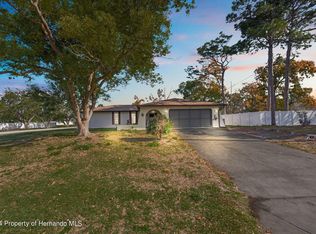 8439 Bay Dr, Spring Hill, FL 34606