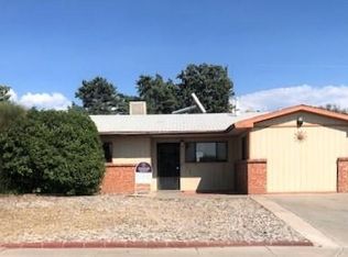 712 Tomasita St NE, Albuquerque, NM 87123