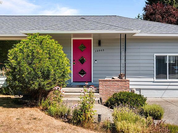 3rd image of 12903 SE Rhone St