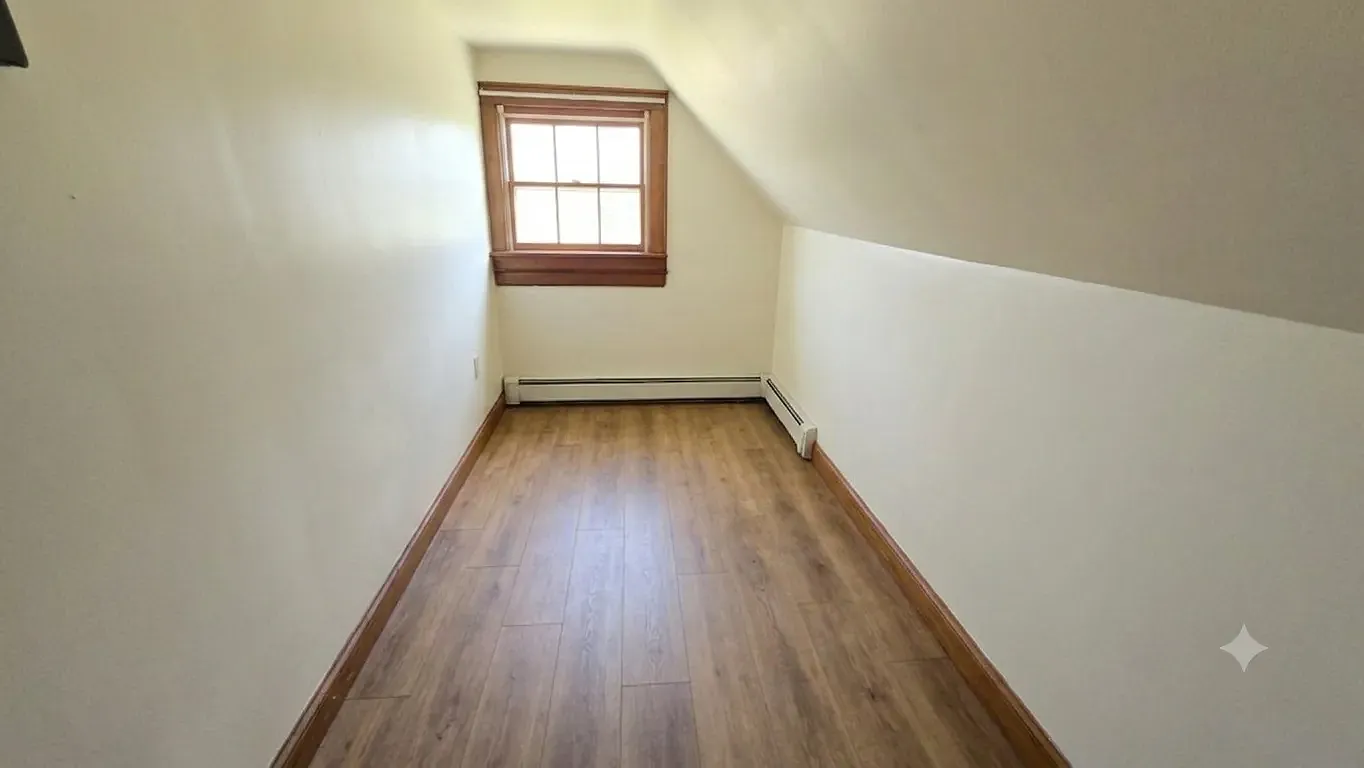 1 bed, $2,000 — Photo 3