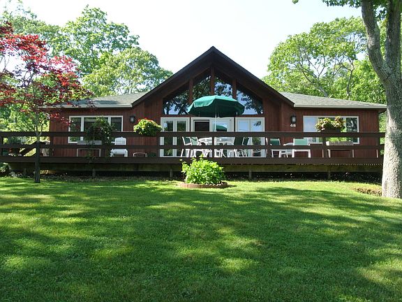 4th image of 48 Stuyvesant Dr