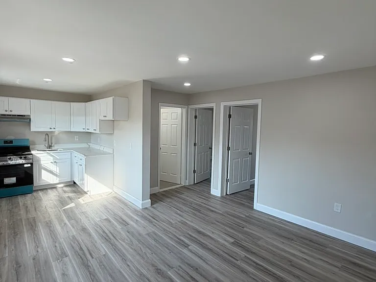 11 laurel St Paterson, NJ 07522 — Photo 5