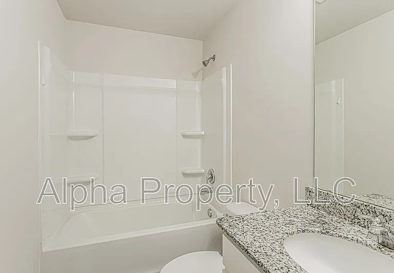 304 Long Grove Ln — Photo 12