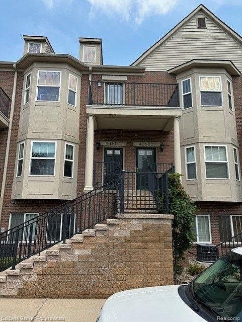 1st image of 41604 N Hamlet Ln W