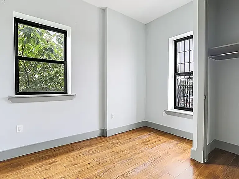 1329 Pacific St #2F — Photo 5