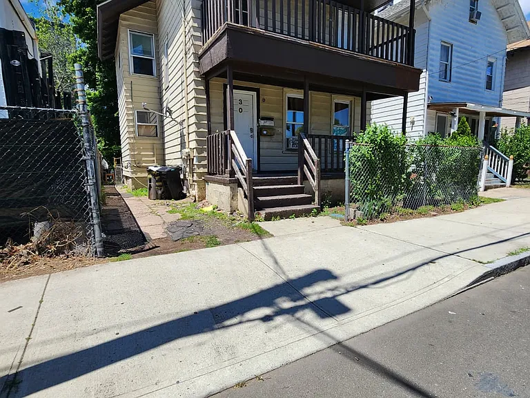 30 Bright St #22 — Photo 16