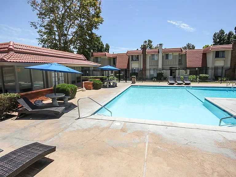 12883 Newhope St — Photo 33