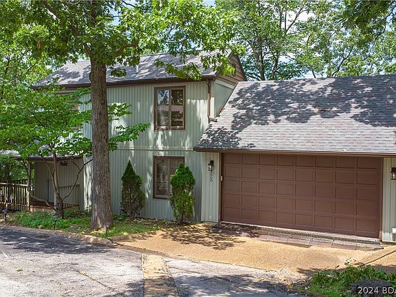 3rd image of 4660 Lakehurst Cir
