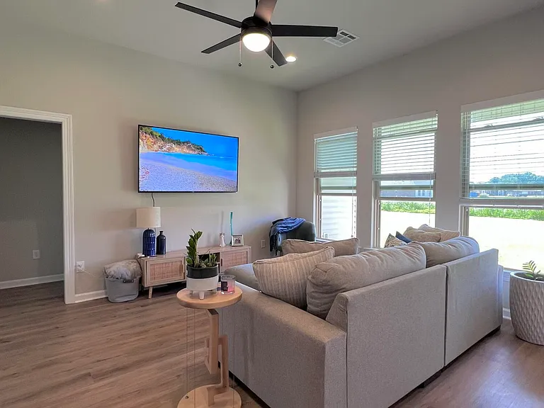 222 Weaver Way — Photo 7