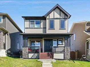 70 S Nolanfield Ter NW, Calgary, AB T3R0M5