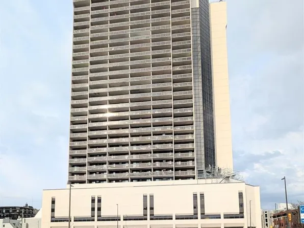 150 Park St W, Windsor, ON