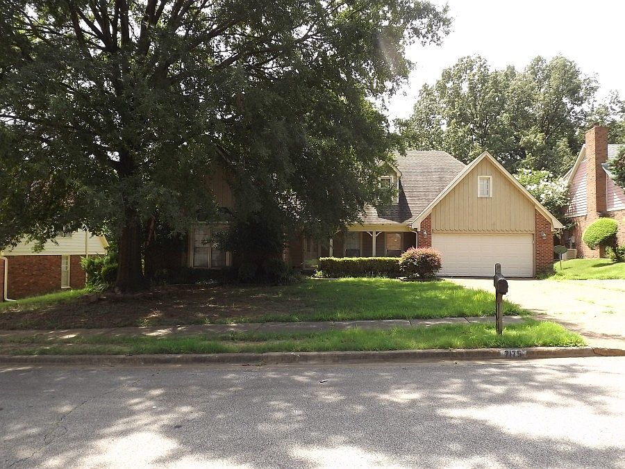 1st image of 7175 Country Oaks Dr
