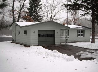 N7241 Shaffer Rd, Crivitz, WI 54114