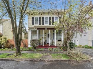 34 Brunswick Ave, Bloomsbury, NJ 08804
